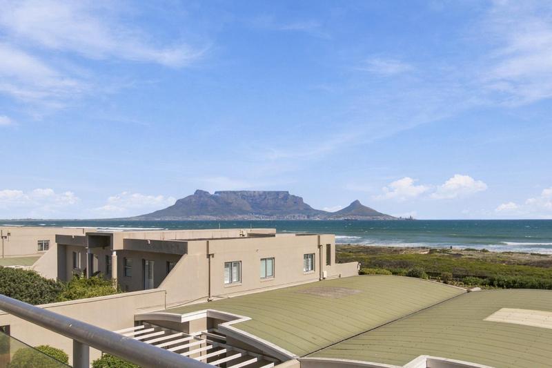 3 Bedroom Property for Sale in Bloubergrant Western Cape